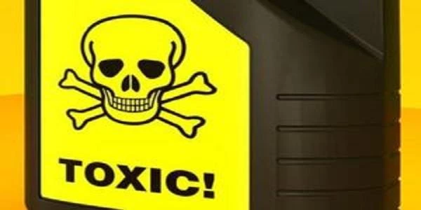 Τρίκαλα: Έκανα κέφι με… φυτοφάρμακο – Τον μετέφεραν στο νοσοκομείο και εκείνος το έσπασε